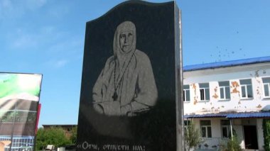 Elizabeth Fedorovna Romanova anıt.
