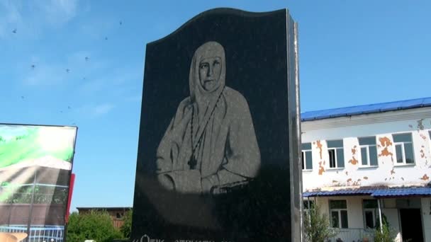 Monument à Elizabeth Fedorovna Romanova . — Video