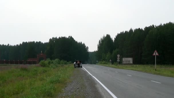 Weg naar klooster van nieuwe martelaren en belijders. — Stockvideo