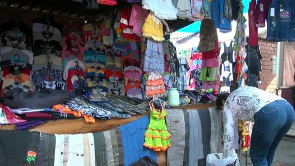 Clothing market in provincial town of Urals. — Stock Video