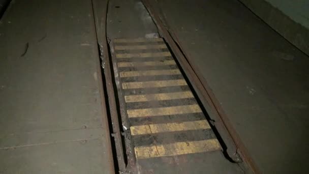 Usine abandonnée de la base militaire souterraine ville fantôme de Gudym Anadyr-1 .