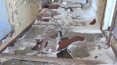 Odalar şehir kömür madenlerinde kadar kuzeyinde Rusya Çukotka üzerinde terk edilmiş evde.