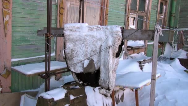 Casa Abandonada Ciudad Fantasma Gudym Anadyr Chukotka Del Norte Rusia — Vídeos de Stock