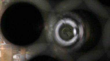 Odak parlak metal boru Fabrikası çekerken parlama.