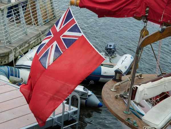 British Ensign Flag Flying Ship Taking Part Dublin Tall Ships — Stock Photo, Image
