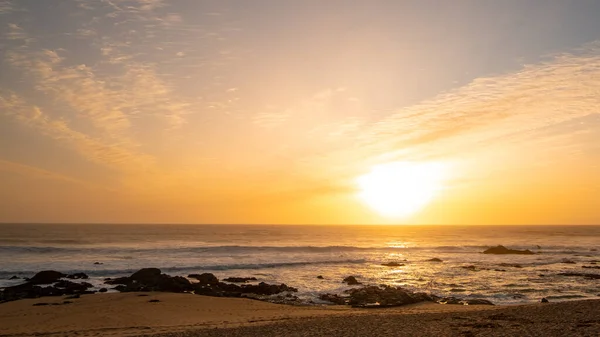Gyllene Solnedgången Stranden Povoa Varzim Portugal — Stockfoto