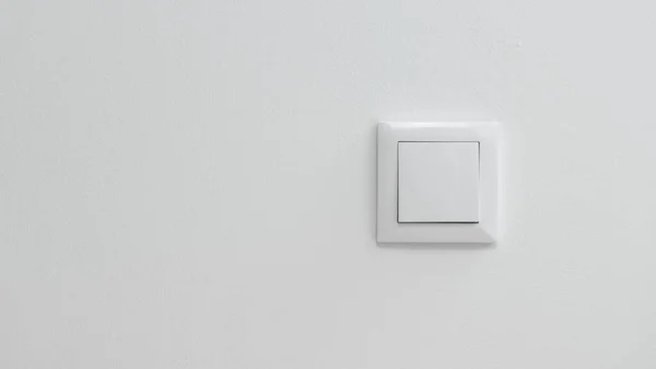 Interruptor Luz Elétrica Branca Uma Parede Branca Com Espaço Cópia — Fotografia de Stock