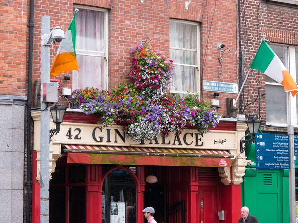 Colorful Irish Pub Dublin Ireland Called Gin Palace — Stock Photo, Image