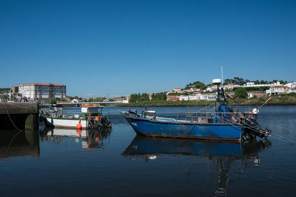 Dois Pequenos Barcos Pesca Atracados Rio Ave Vila Conde Região — Fotografia de Stock