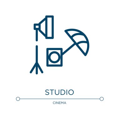 Stüdyo ikonu. Sinema koleksiyonundan doğrusal vektör çizimi. Taslak stüdyo ikon vektörü. Web ve mobil uygulamalarda kullanmak için ince çizgi sembolü, logo, yazdırma ortamı.