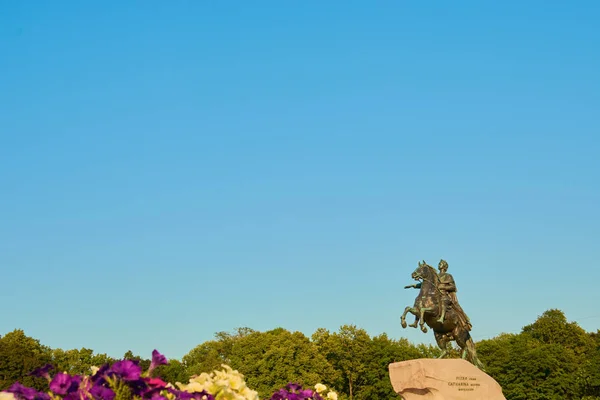 Pedro Gran Monumento Vista Del Río Desde Paseo Marítimo — Foto de Stock