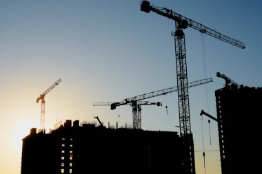 en güçlü ışıkta bina vinçler inşası, aksi takdirde