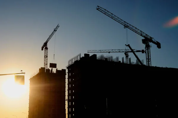 en güçlü ışıkta bina vinçler inşası, aksi takdirde