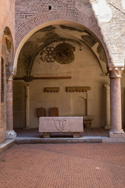 Арка Колони Внутрішній Дворик Всередині Герцогському Палаці Мантуї Італія — стокове фото
