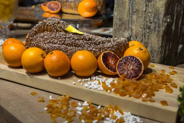 Sweet Italian Cake Typical Festivities Covered Chocolate Decorated Oranges — Stock Photo, Image