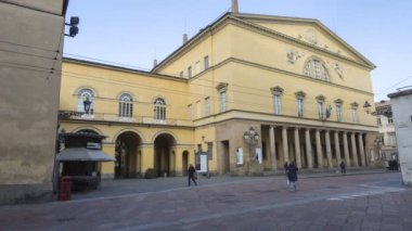 Kraliyet Tiyatrosu Parma, İtalya, zaman atlamalı güneşli bir kış günü
