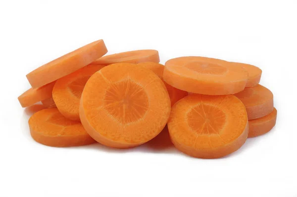 Свежая Нарезанная Морковь Белом Фоне — стоковое фото