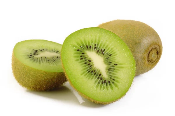 Coapte Kiwi Fructe Izolate Fundal Alb — Fotografie, imagine de stoc