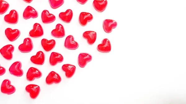 Červené Srdce Lepkavé Bonbóny Bílém Pozadí — Stock fotografie