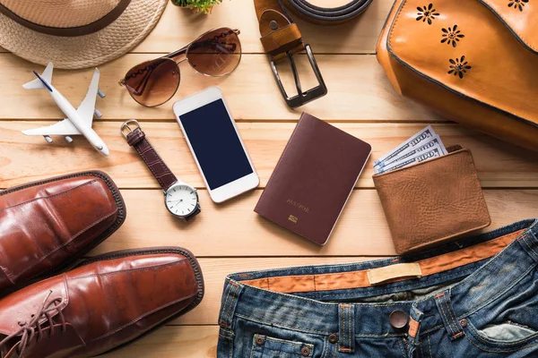 Viaggio Abbigliamento Accessori Abbigliamento Lungo Pavimento Legno — Foto Stock