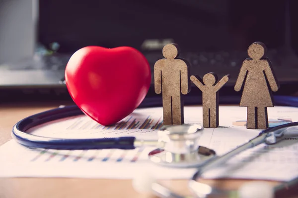 Медичні Серцеві Гарнітури Сімейні Ікони Страхові Концепції Догляду Медичними Витратами — стокове фото