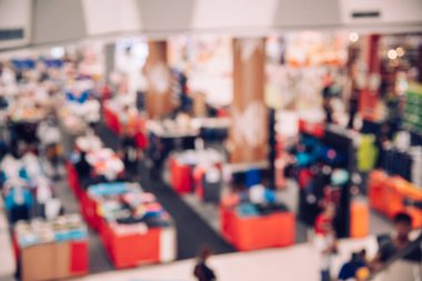 Alışveriş Merkezi üstten görünüm kapalı yaşam tarzı konsepti için ışık ile bulanık.