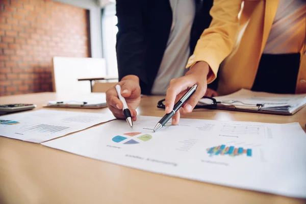 Het Team Werkt Aan Boekhoudbescheiden Het Werk Van Het Team — Stockfoto