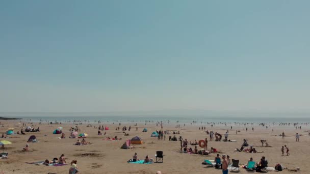 巴里岛 格拉姆谷 Wales June 2020 Covid Social Distance Cing Beach — 图库视频影像