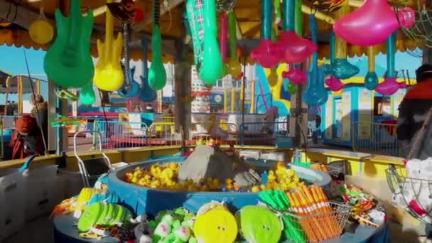 Classic Fairground Game Hook Duck Auf Barry Island Südwales Britisch — Stockvideo