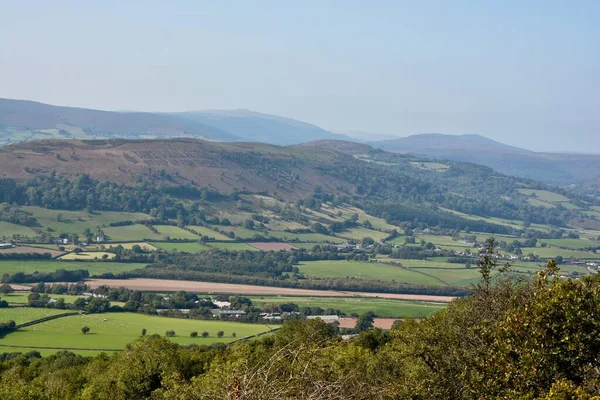 Mirando Hacia Abajo Vista Hermosa Campiña Desde Alto Skirrid Abergavenny — Foto de Stock