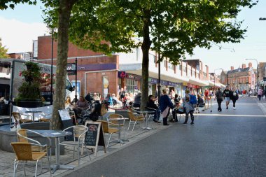 Barry, Glamorgan / Galler Vadisi 29 Eylül 2020, Hoton Yolu. Coronavirus krizi ticari sektörde küresel durgunluğa yol açıyor. Çocuklar oyun merkezi kapanır, hayalet kasabalar ve şehir çürümesi yeni normal haline gelir. Umutsuzluk hissi.