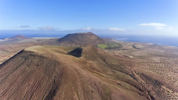 Panorama Vulkanische Bergen Lanzarote Canarische Eilanden Spanje Luchtfoto — Stockfoto