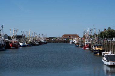 BUESUM, ALMANLIK 25 Haziran 2020 Buesum 'daki balıkçı tekneleri limanı