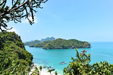 Ang Tanga Ulusal Parkı 'ndaki birçok adanın görüntüsü