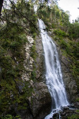 Kitzlochklamm 'da büyük bir şelale