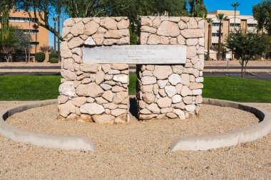 Phoenix, AZ - 30 Kasım 2019: Bu anma töreni, 1915-1921 yılları arasında Türkiye 'de 1,5 milyon Ermeni soykırım mağduruna ve insanlığa karşı suç kurbanı olan herkese adanmıştır..