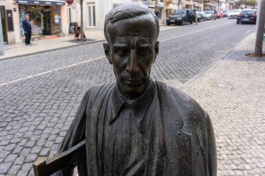 Antonio Aleixo 'nun (1899-1949) Portekizli şairin sık sık gittiği Cafe Calcinha' nın dışındaki büstünün yakın çekimi..