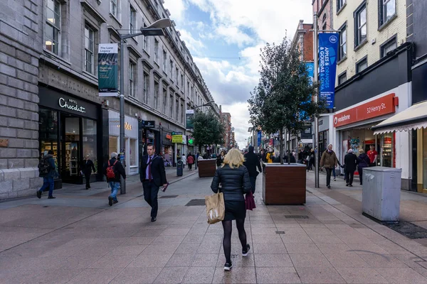 Parte Superior Henry Street Una Las Calles Más Concurridas Dublín —  Fotos de Stock