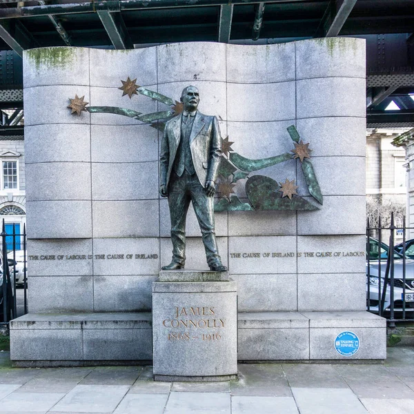 Статуя Джеймса Конноллі Бересфорд Плейс Навпроти Ліберті Холу Дублін Ірландія — стокове фото