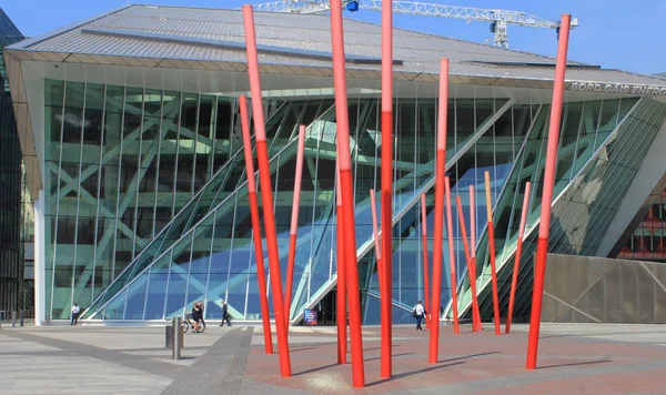 Büyük Kanal Meydanı, Dublin, İrlanda 'daki Bord Gais Enerji Tiyatrosu.