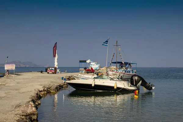 Jetée Des Petits Bateaux Près Plage Principale Kolymbia Rhodes Grèce — Photo