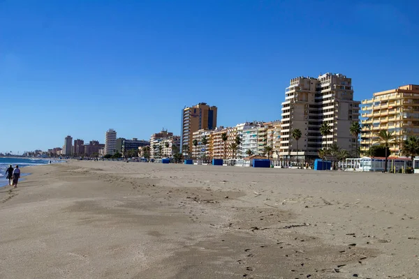 Playa Los Boliches España Mirando Hacia Fuengirola Con Apartamentos Vacaciones — Foto de Stock