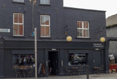 Stoneybatter Dublin, İrlanda 'daki Çan Barı.. 