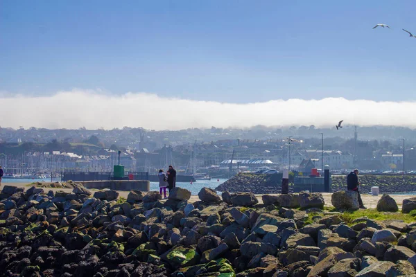 Jetée Ouest Dans Howth Harbour Dublin Irlande Dans Les Nuages — Photo