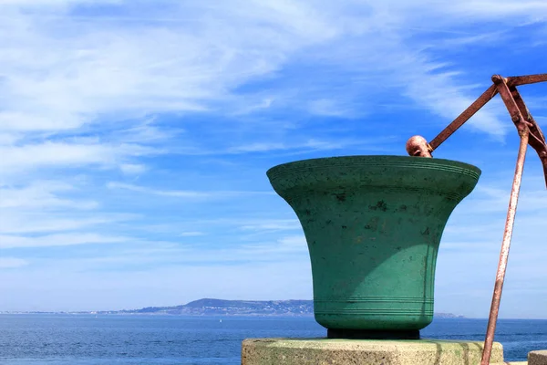 Obnovený Zelený Zvonek Konci Mola Dun Laoghaire Harbour Dublin Irsko — Stock fotografie
