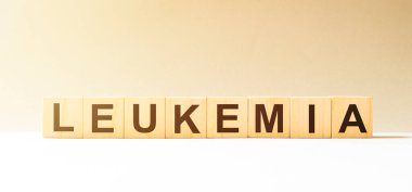 Kelime LEUKEMIA ahşap yapı taşlarından yapıldı