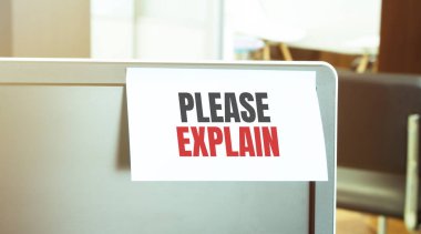 Bilgisayara yapışkan bir not. iş kavramı