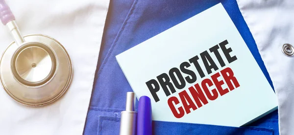 Estetoscópio Canetas Anotar Com Texto Prostate Cancer Uniforme Médico — Fotografia de Stock