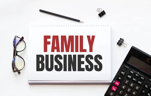 Bedrijfsconcept Notitieboek Met Tekst Family Business Vel Wit Papier Voor — Stockfoto