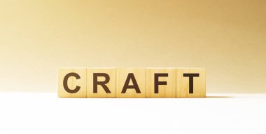 Kelime KRAFT ahşap yapı taşlarından yapıldı